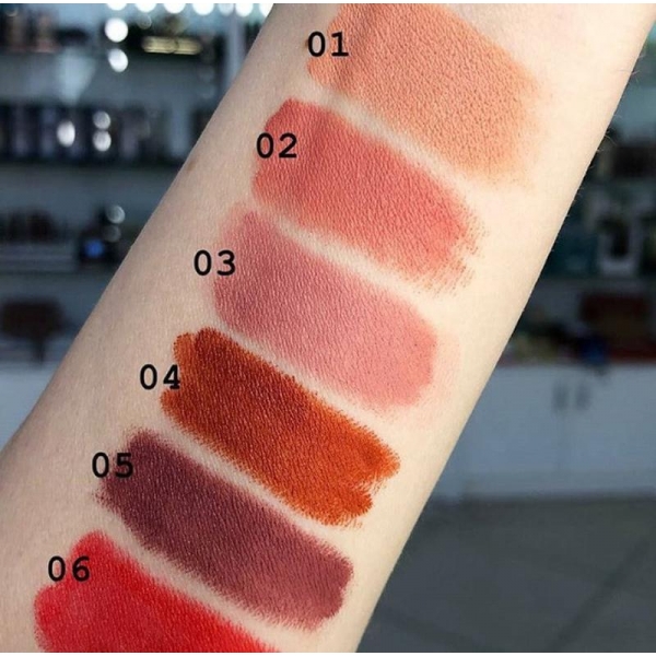Помада-олівець для губ TopFace Focus Point Matte Помада-олівець для губ TopFace Focus Point Matte