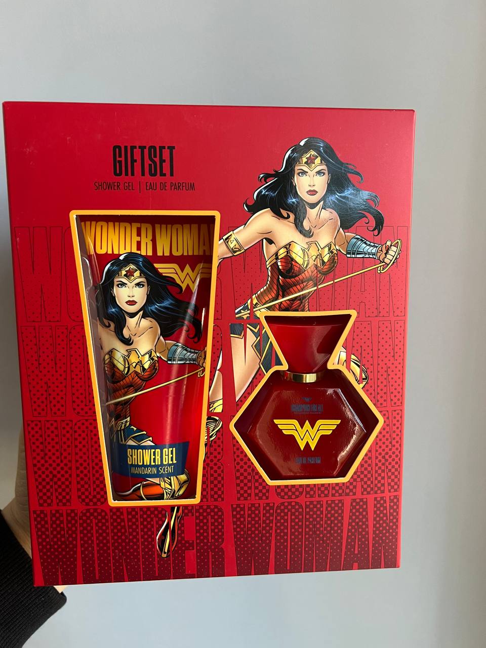 Подарунковий набір для дівчинки Giftset ” Wonder Woman”
